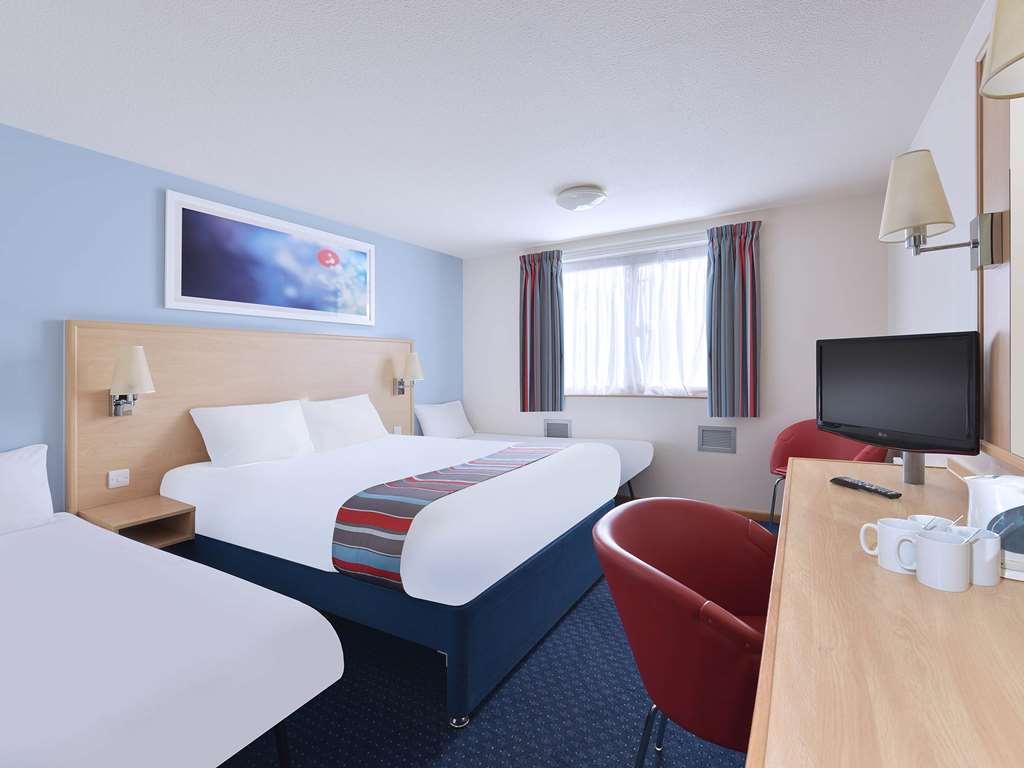 Travelodge Birmingham Yardley Room photo